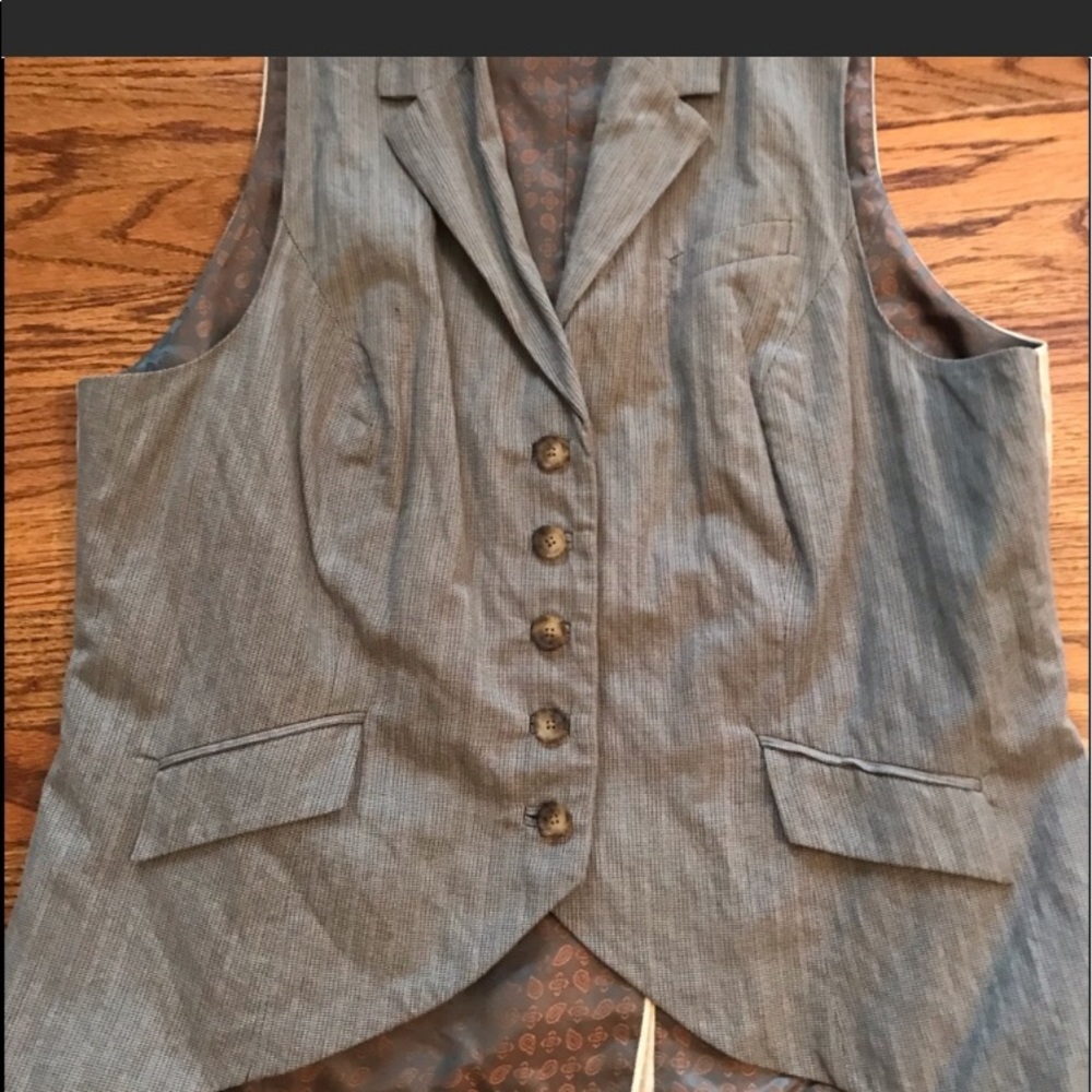 CAbi vest